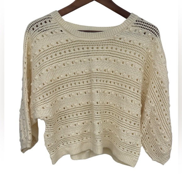 Cream cropped Knit sweater size Large - Picture 1 of 3